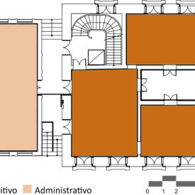 Desenho de planta baixa do andar térreo do Museu, com espaços delimitados a partir da entrada principal e destaque para a escadaria de acesso. As áreas são destacadas por cores e categorizadas da seguinte forma: cor laranja, uso expositivo, e cor bege, uso administrativo. Abaixo da imagem, há uma legenda e, no canto inferior direito, uma escala gráfica.
